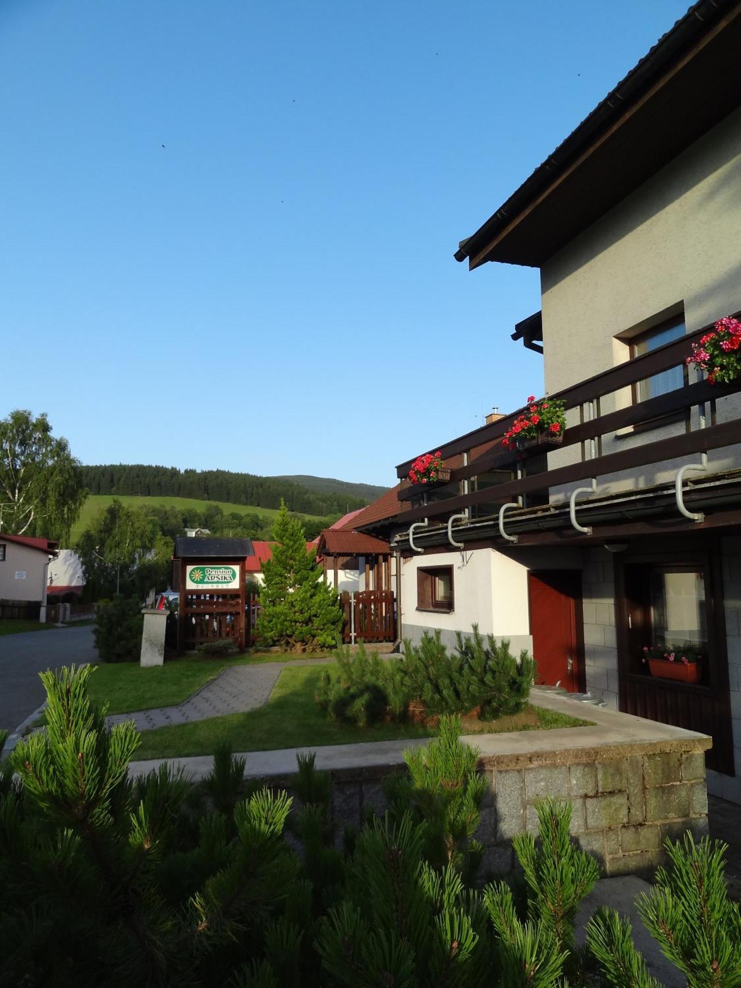 Pension Arnika เดชท์เน ออร์ลิซกี โฮราค ภายนอก รูปภาพ
